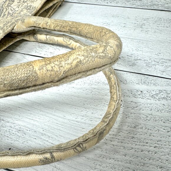 Christian Dior Medium Book Tote Toile de Jouy Beige Gray Canvas Bag - Picture 13 of 16